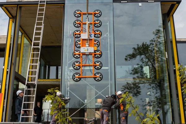 Precision Installation for Large Glass Systems - The Install Company